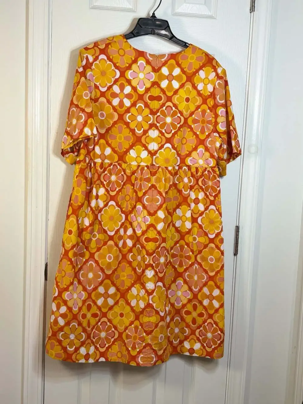 Lesley Evers Retro Floral Print V-Neck Babydoll Mini Dress